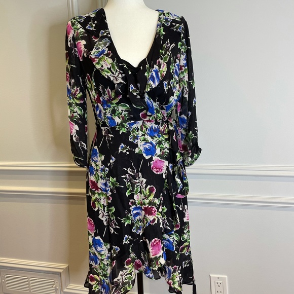 Milly NWT 6 Silk floral wrap dress with slip - Picture 2 of 14